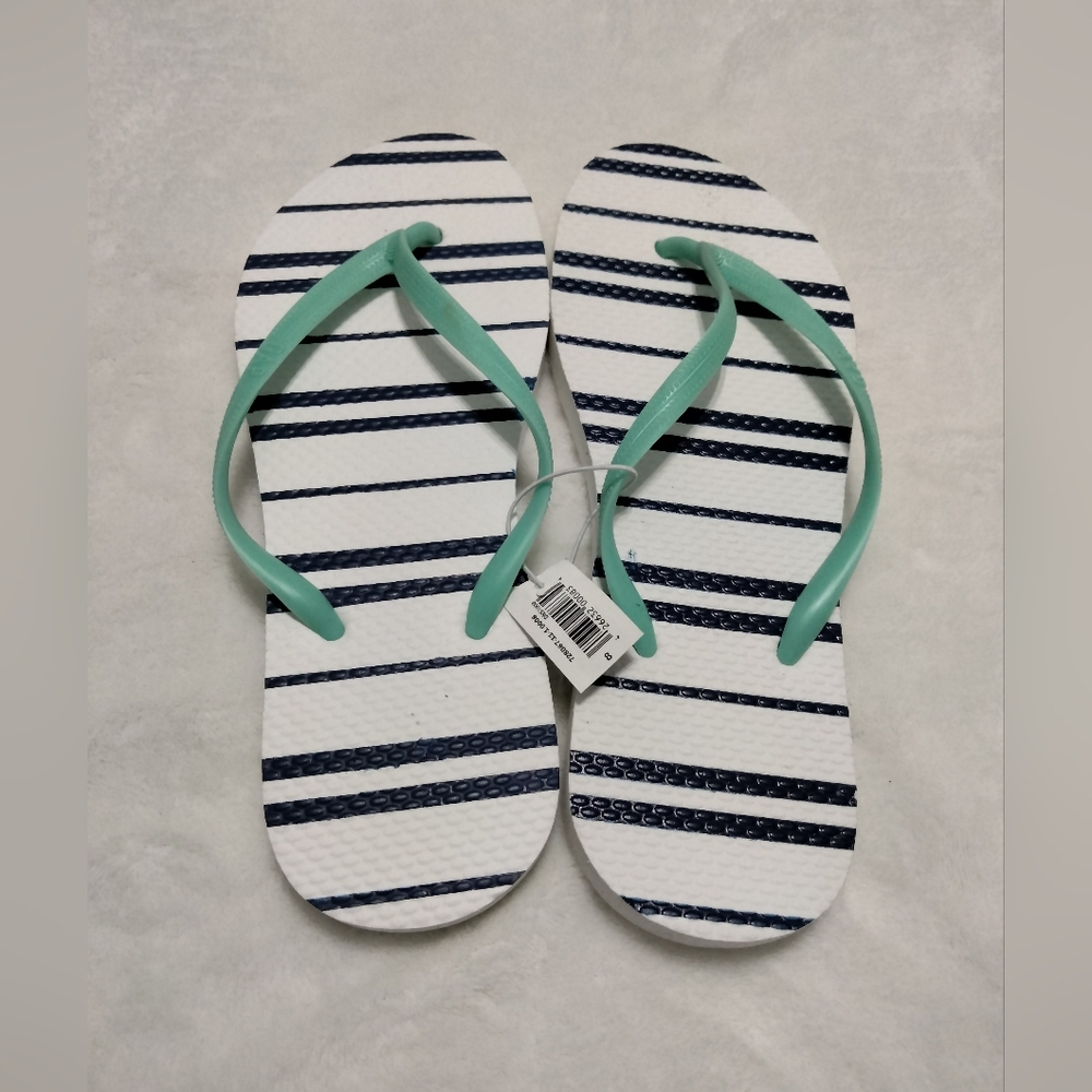 Gap size 8 flip-flops